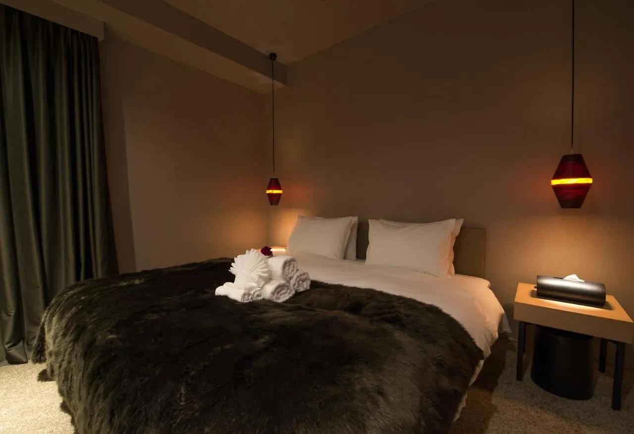 Aspect Luxury Apartments By H2 Life Kutchan
